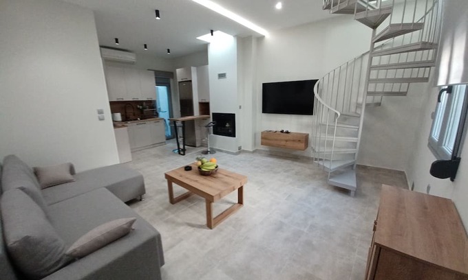 Lesvos Maison | 5 minutes to the center!Pet-Friendly!