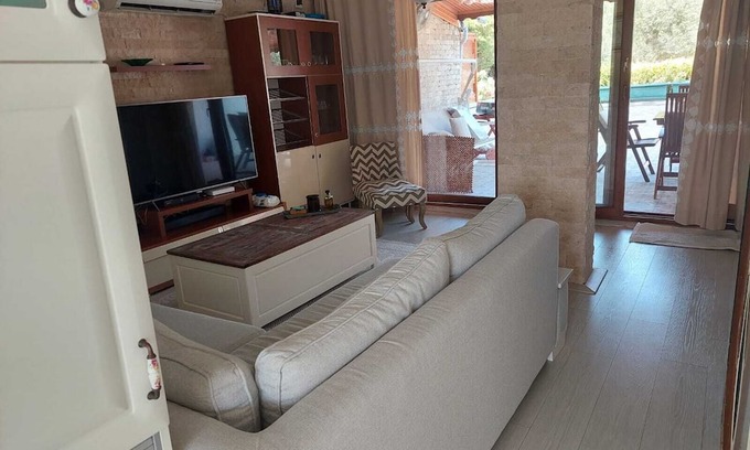 Ildır Koyu Maison | 4-bedroom villa for 9-Guest in gorgeous Sifne Cesme with WiFi