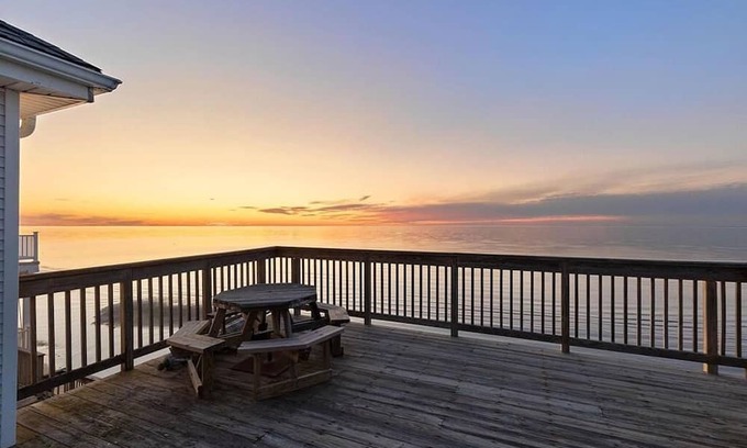 Green Creek Maison | Stunning View, Villa on the Beach