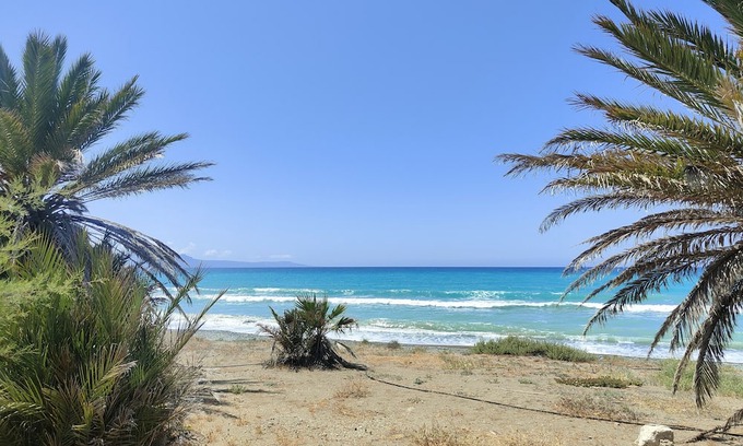 Ayia Marina Chrysochous Villa | Luxury 2 bedroom Villa with Heated* Pool. n