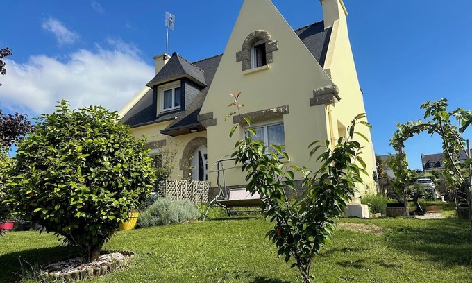 Chateauneuf-du-Faou Maison | Maison Idéalement Placée Entre Parc Naturel D'armorique et Plages à 30 Minutes