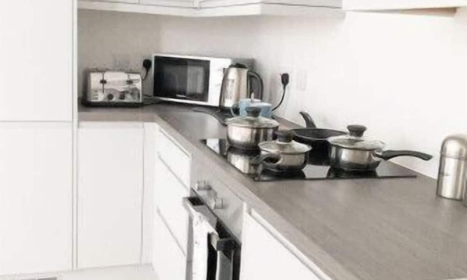 Fleet Appartement | Zenith @ Fleet Heights - Apartment Three