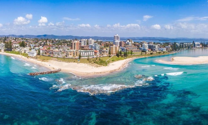 Forresters Beach Maison | Beachside Bliss - Forresters Beach
