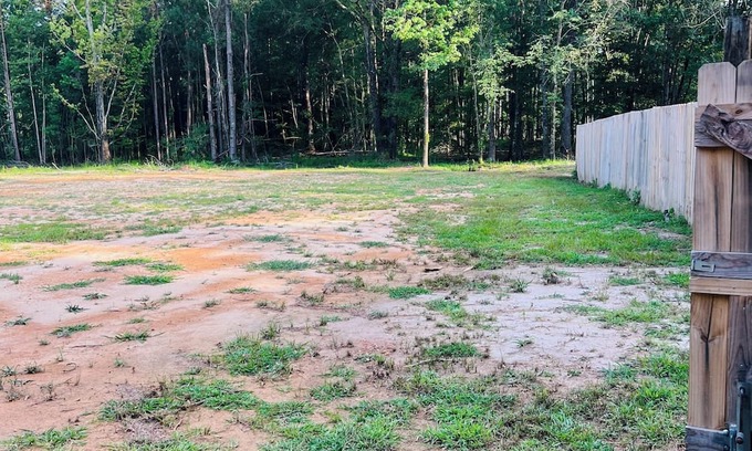 Grady Location De VR | Enjoy the peaceful country scenery and the serenity of being one with nature!