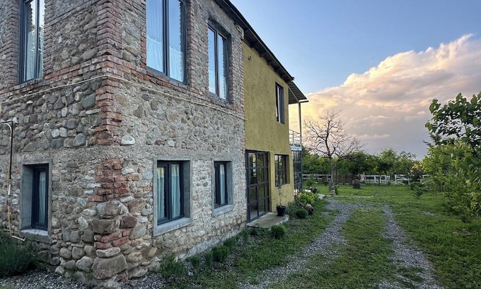 Zegaani Maison | The first floor of a farmhouse with a marani for two