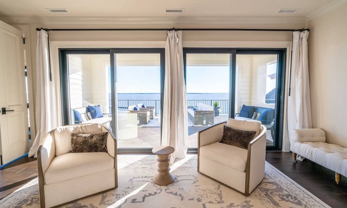 Kingsmill Maison | The Estate is a 7,000 square foot private estate that is designed to impress.