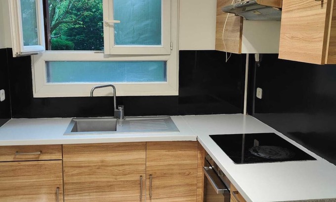 Franconville Appartement | Charmant Appartement Entier 2 Chambres Avec Parking Privé Centre Ville