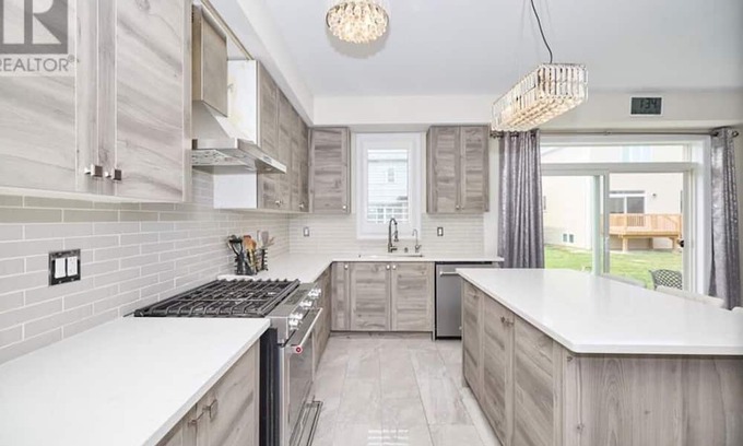 Thorold Maison | Beautiful 4 Bedroom hideaway