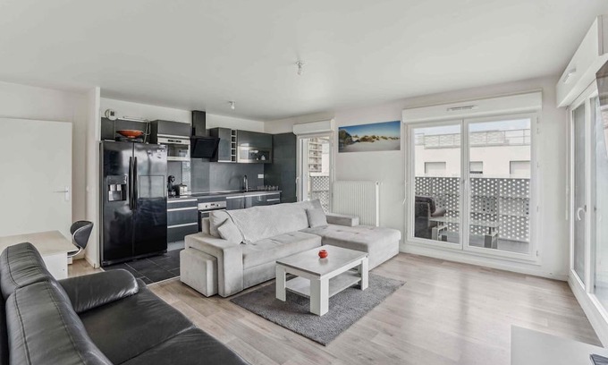 Parc-Nord Appartement | La vue sur La Défense