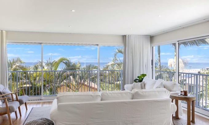 Port Macquarie Maison | Beach House - Lat 31