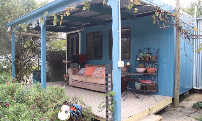 Metcalfe Maison | Unwind in a cosy bungalow in the midst of our organic permaculture mini-farm.