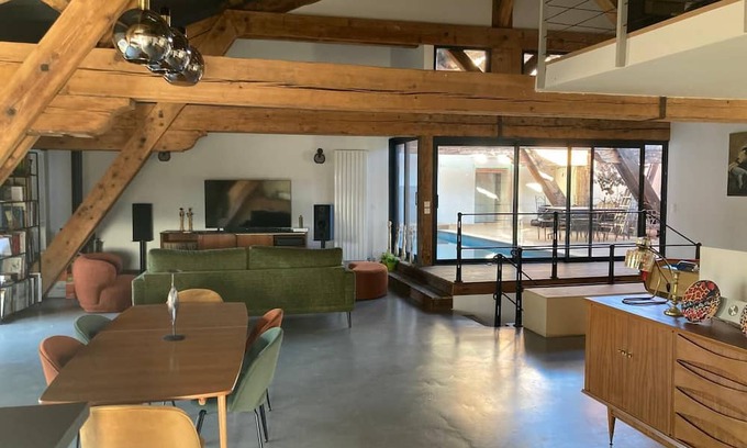 Capestang Maison | Atypical vineyard near the Canal du Midi, 30 minutes from the beaches