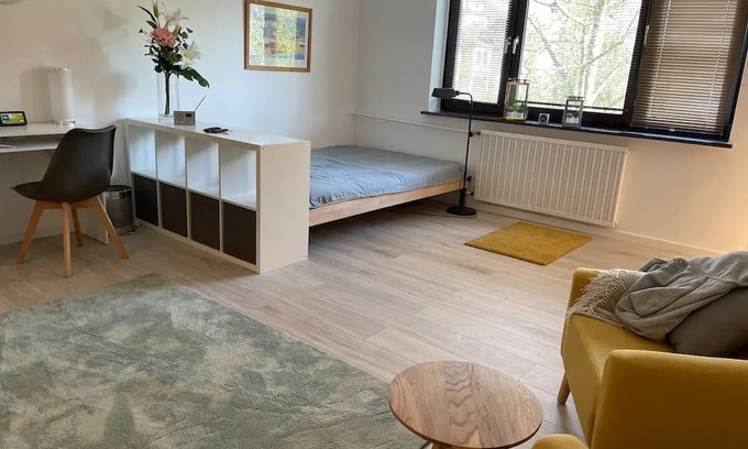 Westend Appartement | Ruhiges Apartment in Berlin Neu-westend, Nähe Messe, Olympia-stadion, rbb