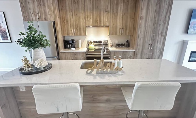 Oakville Maison | Spacious Newly Built 4BR Townhouse in Oakville