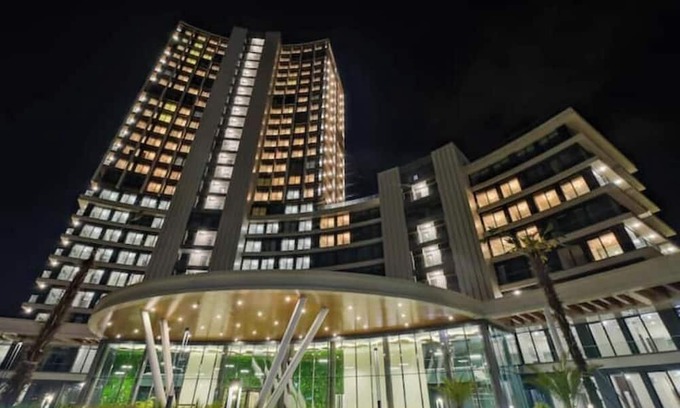 Basaksehir Appartement | Aspen - Modern Design 2BR Apt w/ Parking & Gym
