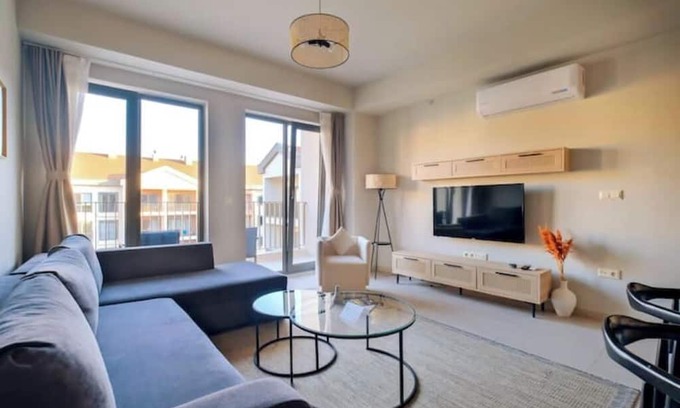 Serdivan Appartement | Bliss - 2BR Modern Flat in the City Center
