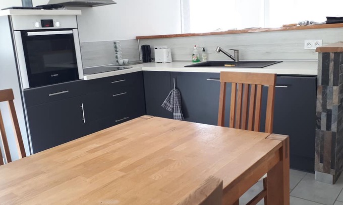 Saint-Etienne-le-Laus Appartement | Appartement Dans une Maison