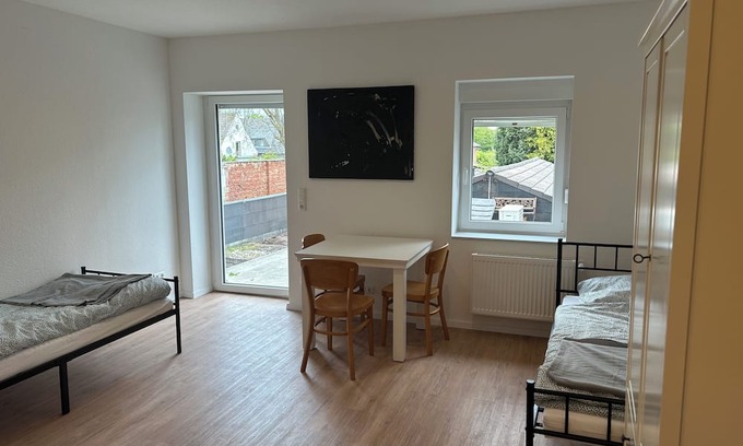 Alsdorf Appartement | Diese Unterkunft Befindet Sich Über Einem Restaurant und Wurde 2024 Kernsaniert