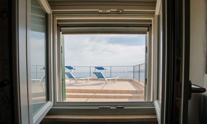 Borgio Verezzi Lit Et Petit-Déjeuner | Ca' d'Alda - Roccaro: private terrace overlooking the sea