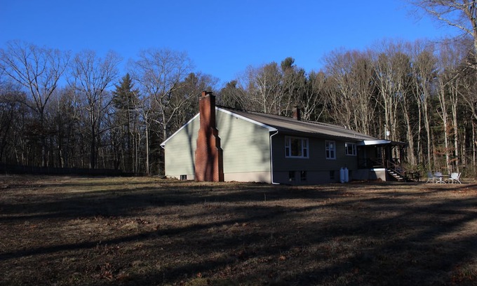 Hamden Maison | Mid-Century Modern Cabin. Minutes from Yale