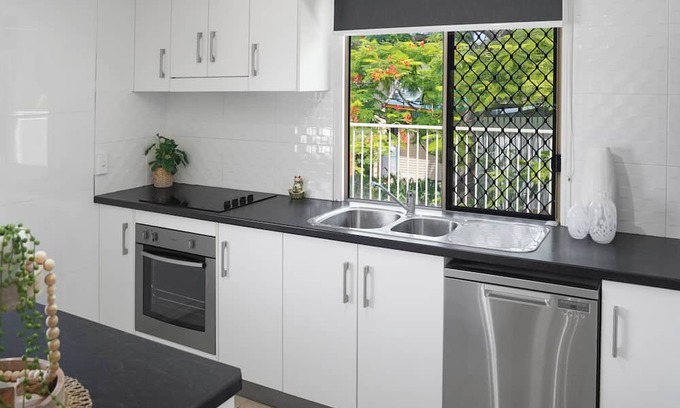 Emu Park Maison | Kurrali by the Sea