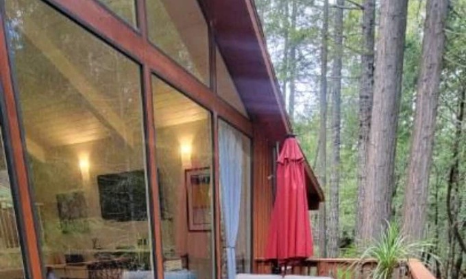 Willits Maison | Beautiful home in the Redwoods