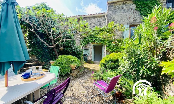 Greffeil Appartement | Suite Grand Bleuet & Petite Rose 5 Personnes - La Maison de la Mauve