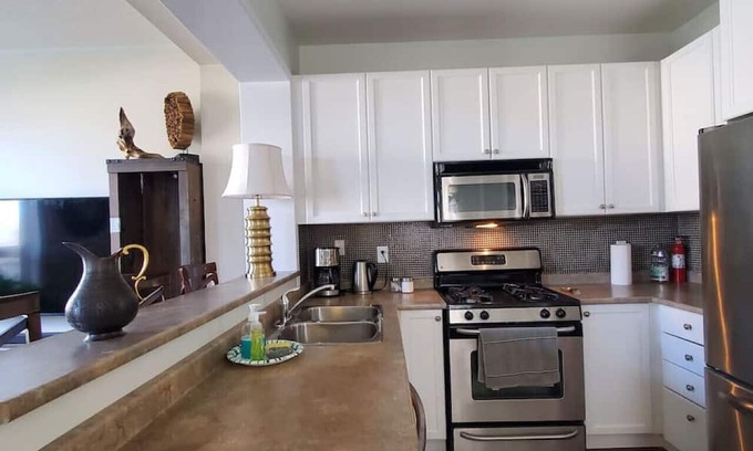 West Oak Trails Maison | 3BDR House in Oakville Luxury Style & Comfort