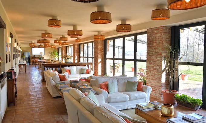 Gazzola Autre | Accommodations within a farmhouse with riding stables between the forest and the river