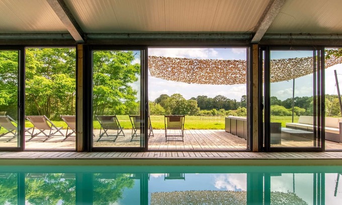 Grosbreuil Maison | Maison de Campagne Avec Piscine Intérieure