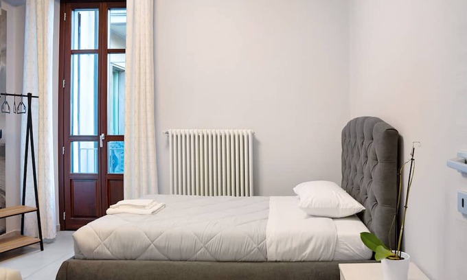Saluzzo Appartement | Apartment 'Civico 16' with Balcony
