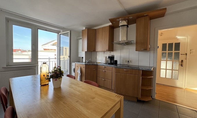Mittelstadt Appartement | 4 Zimmer - Lichtdurchflutete 82m2-wohnung Mitten im Zentrum Hagens!