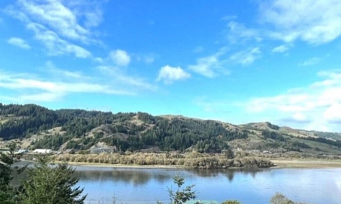 Gold Beach Station Balnéaire | Rogue River Landing #31A