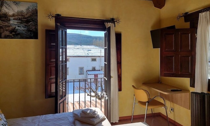 Sotillo del Rincon Maison | El Valle Hotel Tiene Mucho Encanto en una de las Zonas más Bonitas de Soria