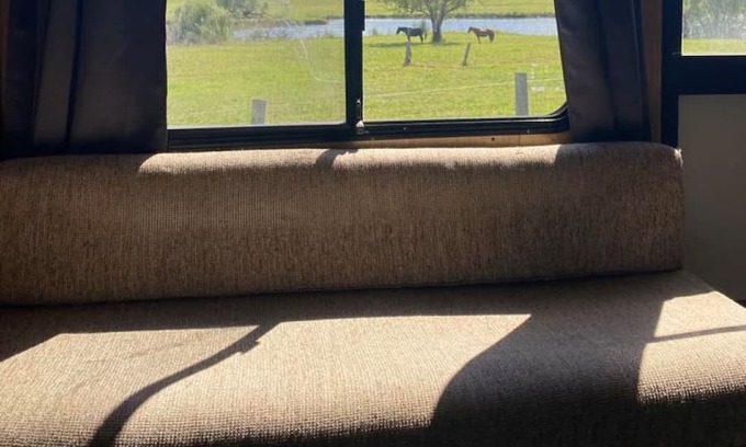 Raworth Maison | Cosy van in private setting with stunning views of the Hunter River.
