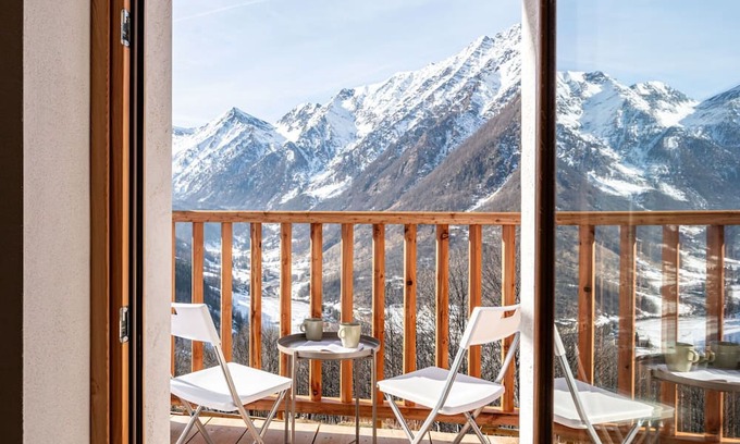 Prali Appartement | Beautiful apartment for 6 guests with WIFI, TV, balcony and parking