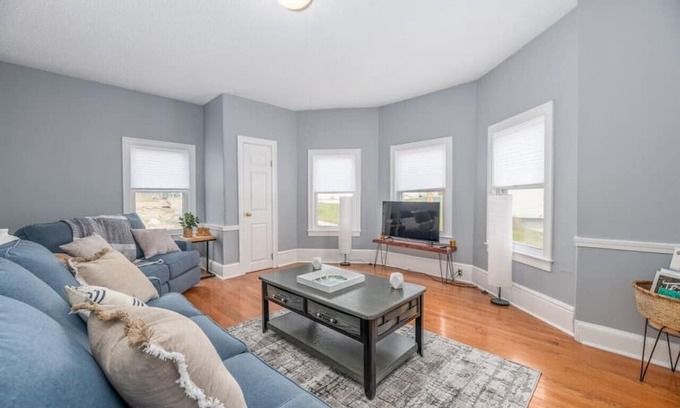 East Bayside Appartement | Your Home in Portland! Lovely 2BR Near Old Port