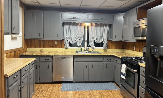 Binghamton Maison | Welcoming 2-bedroom house with feel like your house Binghamton