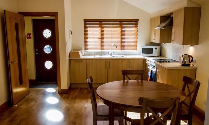 Trinity Appartement | 2-Bedroom Self Catering Apartment with Sea views