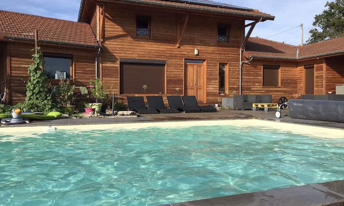 Saint-Laurent-d'Onay Maison | Magnifique Maison en Bois Avec Piscine en Drôme