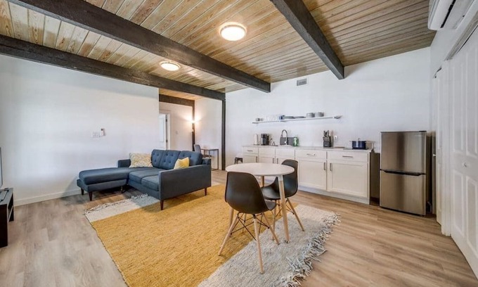 Denver Heights Maison | Urban Elegance 1BR near Downtown with King Bed