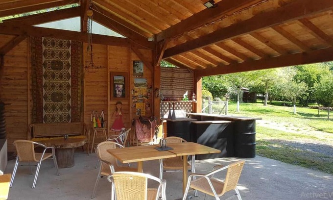 Sedeilhac Maison | Homerez - Beautiful bungalow for 4 ppl. with terrace at Sédeilhac