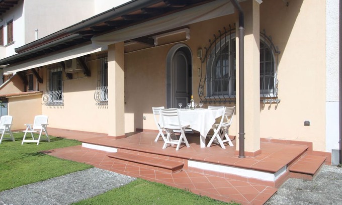 Forte dei Marmi Maison | Villa Venezia by Interhome