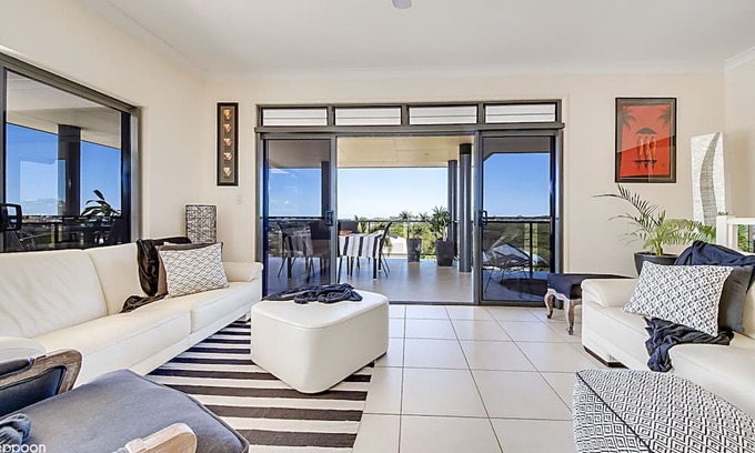 Yeppoon Maison | POOL WITH SEAVIEWS AND ENDLESS ENTERTAINING