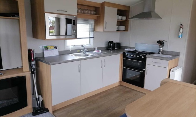 Dymchurch Maison | Ivy cottage - Parking and outdoor area (D/F)