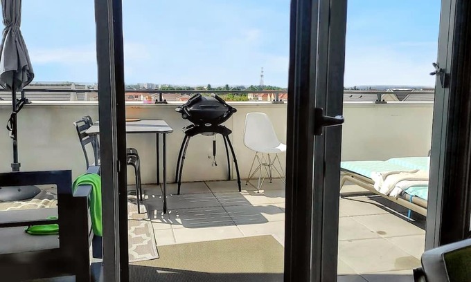 Cormeilles-en-Parisis Appartement | Homerez - Peaceful retreat in Cormeilles-en-Parisis