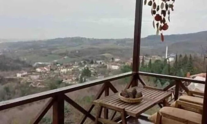Yalova Chalet De Ski | Pet friendly, Sea View Chalet 15 minutes to the beach. 44m2
