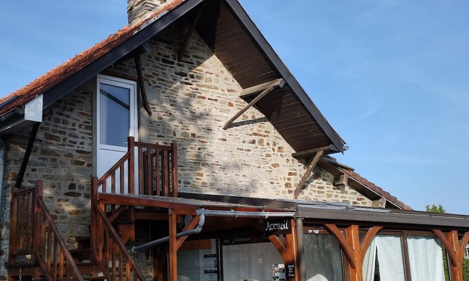 Moncy Appartement | Studio Équipé au Sein D'une Fermette