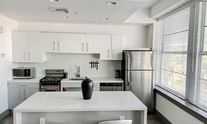 Downtown Springfield Appartement | Sleepover: Ideal 1BD/1BA - Downtown Springfield