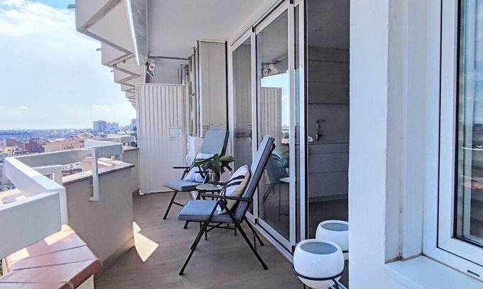 Les Corts Appartement | 3BR Luxury high floor & Terrace near L'illa - Max